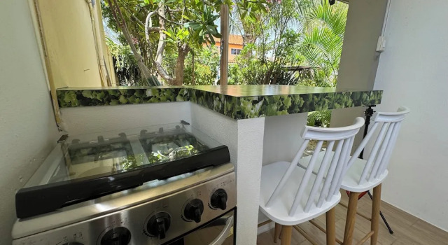 Апартаменты Comfort Casalina Garden 2 blocks to Palm Beach & Kitesurfing school