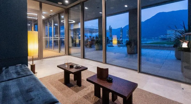 Residenza Du Lac, Rezerwuj Apartamentowiec hotelowy Hotele w Tessyn z basenem, Basen