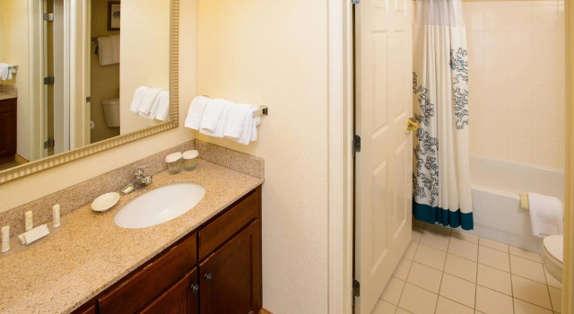 Люкс с 2 комнатами Residence Inn Rochester Mayo Clinic Area