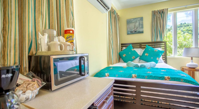 Sebastian's on the Beach, Book Hotel Scrub Island British Virgin Islands