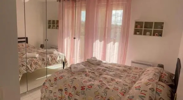 Charmant appartement duplex à 5min de Disney., Забронировать Апартаменты/квартира Апартаменты Маньи-ле-Онгр, Апартаменты/квартира