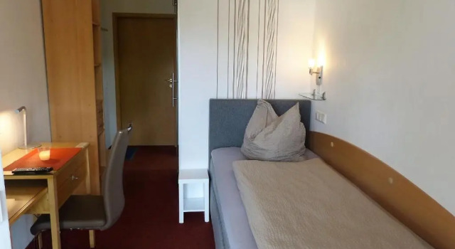 Hotel/Restaurant Balkan, Prenota Hotel Soemmerda Turingia