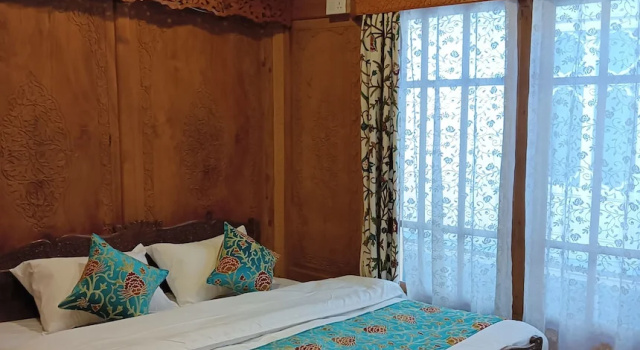 Номер Executive Golden Crest Houseboats