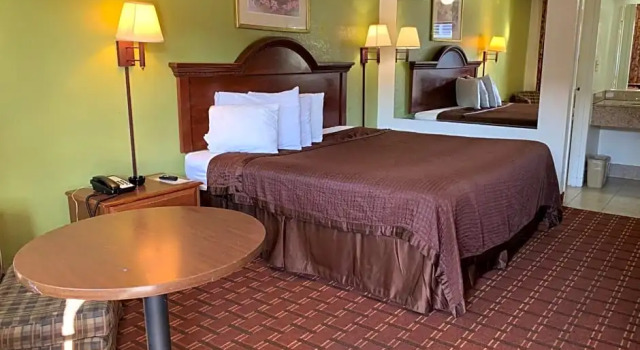 Двухместный номер Standard Royal Regency Inn