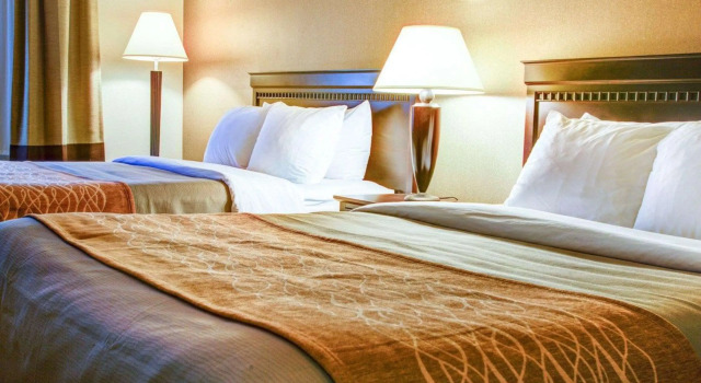 Четырёхместный номер Standard Quality Inn Florence