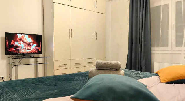 Cozy one-bedroom apartment on Akademicheskaya, Book Apartment Moscow Russia