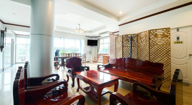 Mae Saeng Place by OYO Rooms, Забронировать Отель Сирача провинция Чонбури