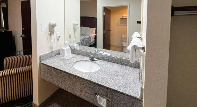 Номер Standard Executive Inn & Suites Breaux Bridge, LA