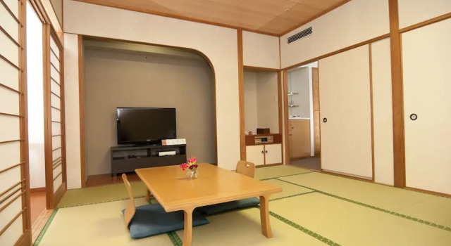 Номер Japanese-Style Okinawa Grand Mer Resort