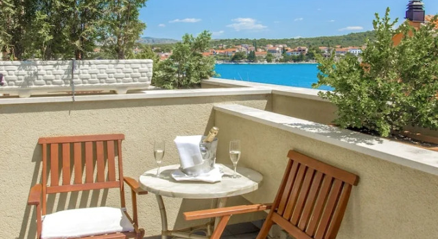 Номер Comfort Hotel Spongiola