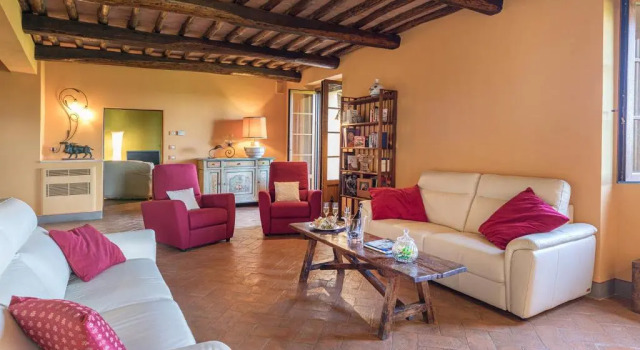 VILLA IL FORAMASSO 10&2, Emma Villas, Buchen Sie Villa Hotels in Elsa-Tal mit Parkplatz, Parkplätze