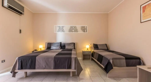 Семейный номер Standard с балконом Hotel Maris