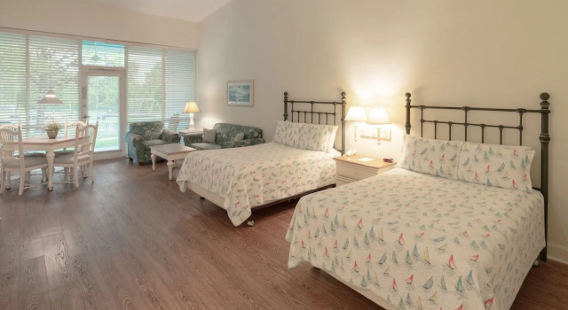 Blue Moon Inn