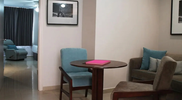 Четырёхместный полулюкс Hotel Suites México Plaza León Campestre
