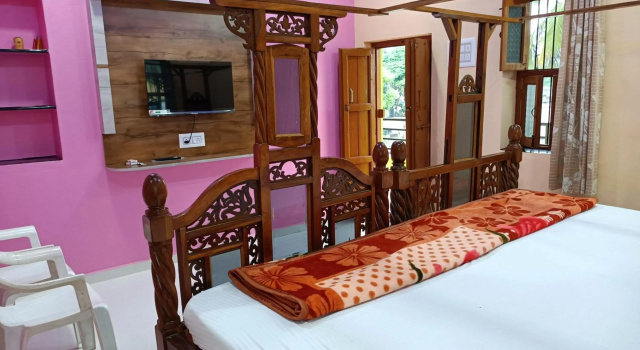 Abhi Homestay Hampi, Rezervovat Hotel Hotely v Bangalore s parkováním, Parkování