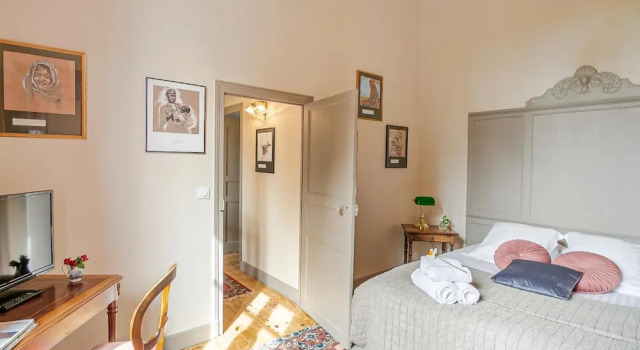 Chateau de Lourdes Cancale - St Malo, Book Bed and Breakfast Cancale 