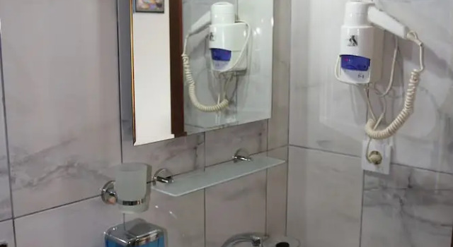 Трёхместный номер Standard с балконом Eroglu City Hotel