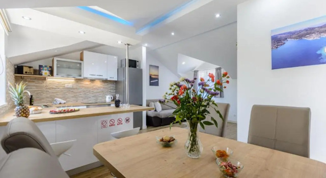 Apartment Darka 3, Rezerwuj Apartament Hotele w Split-Dalmatia County z parkingiem, Parking
