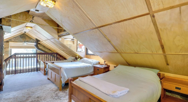 Historical Mtn-view Getaway w/ Hot Tub in Sandy!