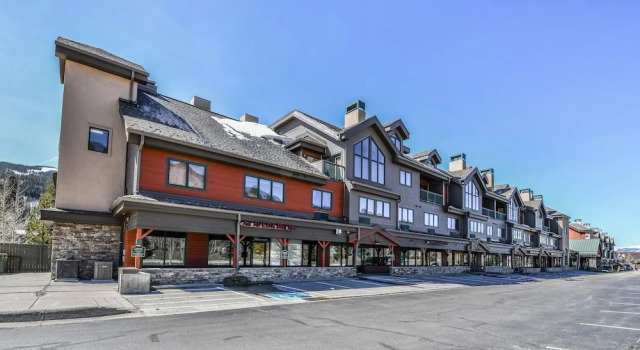 Gateway Lodge 5090, Забронировать Апартаменты/квартира Отели Roosevelt National Forest с парковкой, Парковка