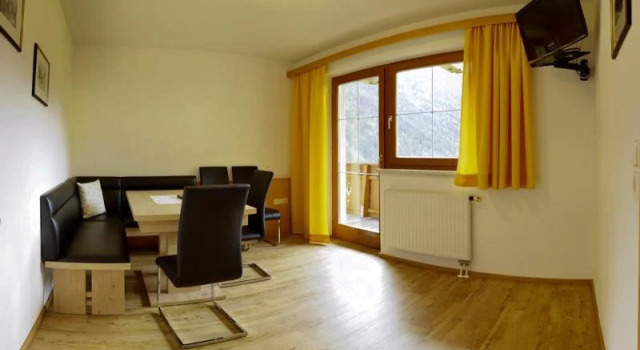 Doadlerhof, Prenota Hotel Hotel a Tirolo con parcheggio, Parcheggio
