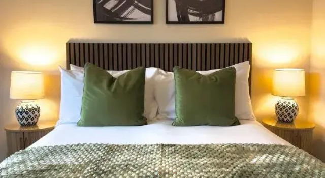 Stylish Double Room with Comfort & Light, Забронировать Отель Отели Борнмута 3 звезды, рядом с Пирс Борнмута, 3*