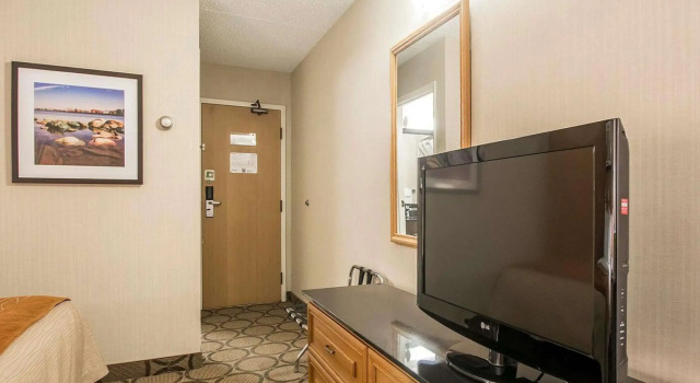 Четырёхместный номер Standard Comfort Inn