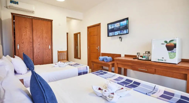 Трёхместный номер с видом на бассейн Malika Nungwi Hotel