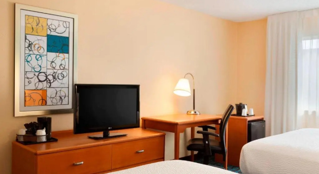 Четырёхместный номер Standard Fairfield Inn & Suites by Marriott Dallas Plano