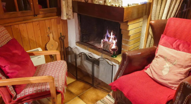 Chalet Henri Cassine, Забронировать Шале Коттеджи Фрибург, Коттедж