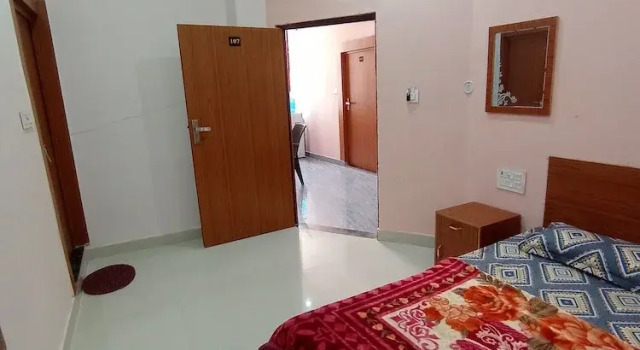 Hotel Saraswati Atithi Bhawan Vrindavan
