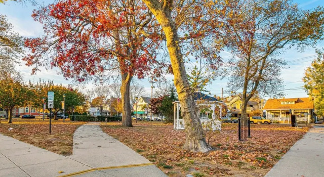 Walk to Ocean Grove Beach: Seaside Haven!, Buchen Sie Ferienwohnung Ocean Grove 