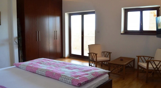 Villa Dubravka, Book Villa Hotels in Selina with Parking, Parking