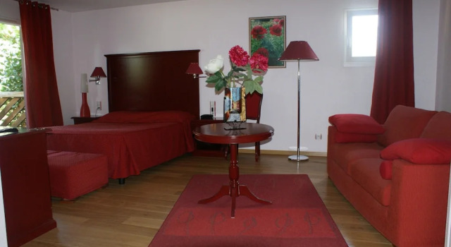 Семейный номер Standard с балконом Hotel Blanc