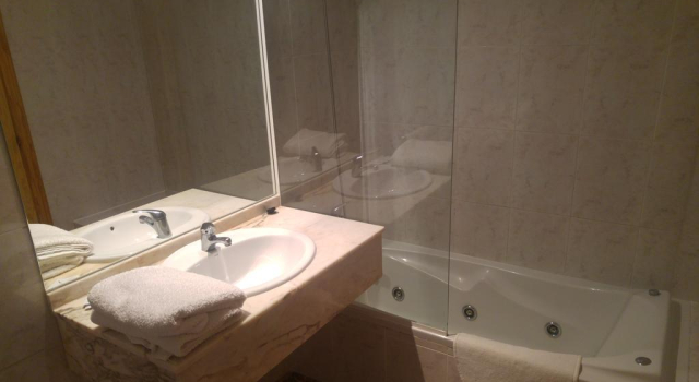 Hostal Rosaleda, จอง โรงแรม Alcala de Chivert Castellon Province