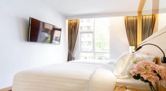Полулюкс FX HOTEL NANA