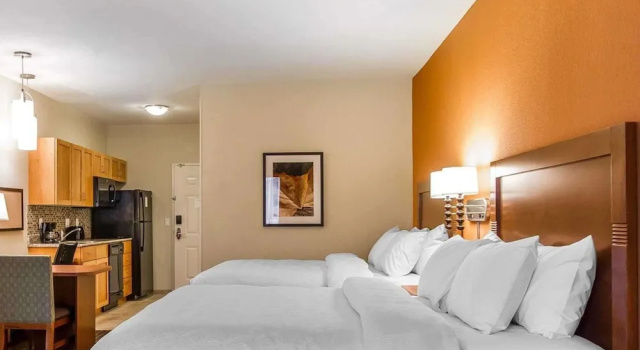 Номер Standard MainStay Suites Stanley