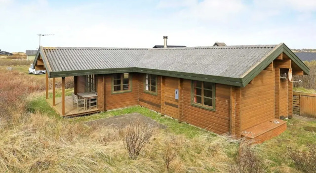 Коттедж 6 person holiday home in Hirtshals