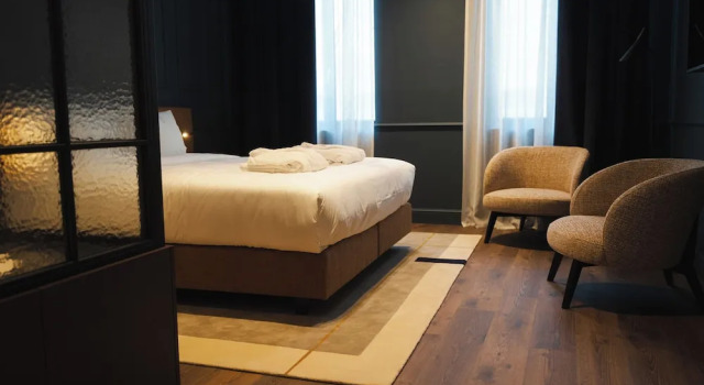 Hotel T