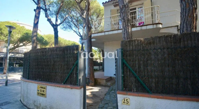 Edelweiss Nº 4, Book Lejlighed Castell-Platja d'Aro Girona