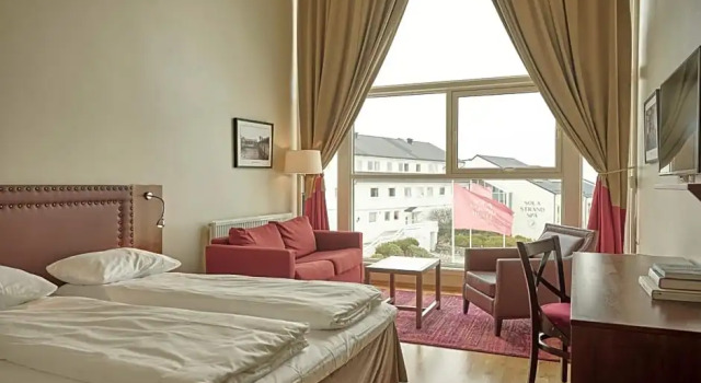 Номер Superior Sola Strand Hotel