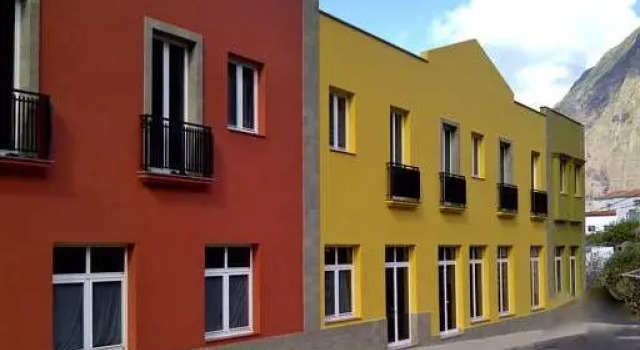 Huoneisto Apartamentos Los Verodes