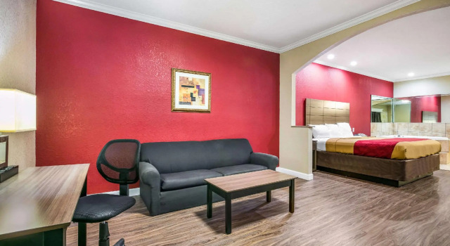 Люкс c 1 комнатой Econo Lodge Inn & Suites Horn Lake - Southhaven