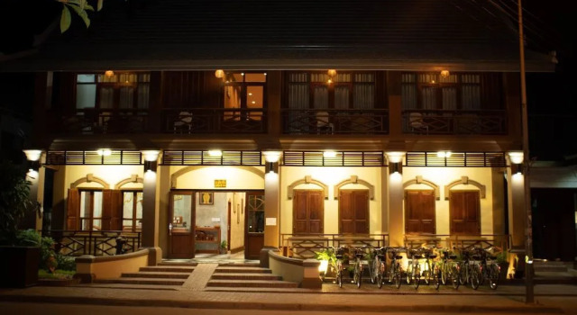 Luangsay Inn, Забронировать Отель СПА-отели Луангпхабанг, рядом с Haw Pha Bang, SPA-услуги