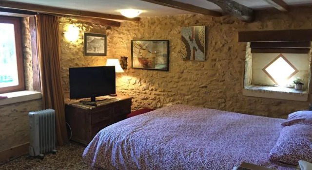 Апартаменты Chambres dhotes Les Coustilles