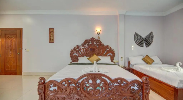 Семейный номер Superior DV Angkor Villa