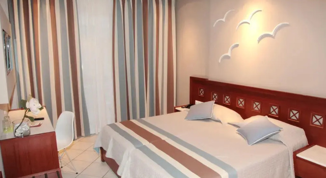 Номер Standard с балконом и с видом на море Hotel Evilion Sea And Sun