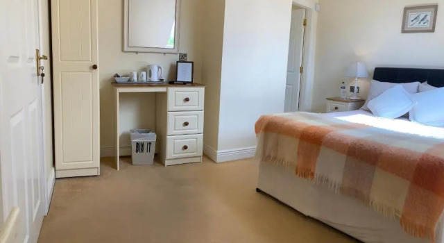 Rivers Edge Bed  Breakfast, Prenota Hotel Glengarriff 