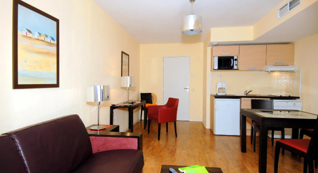 Апартаменты с 2 комнатами Apparthôtel Odalys City - Antibes Olympe