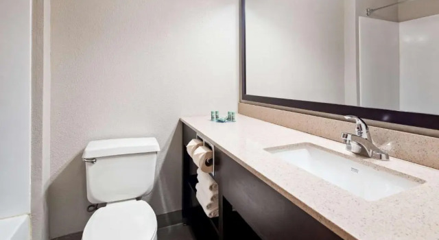 Люкс Best Western Muscatine - Pearl City Hotel